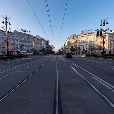 Top Location Apartments *